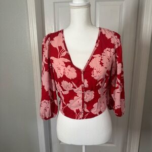 Sienna Sky Red‎ Pink Floral Blouse Medium Women's Romantic Cropped Top